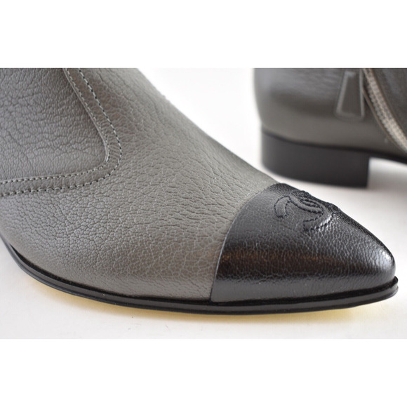 Chanel 18B Black Grey Grained CC Pointed Loafer Moccasin Flat Short Boots 40.5 - Picture 4 of 12
